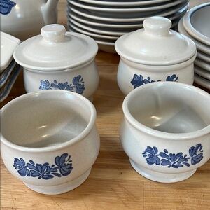 Yorktowne pfaltzgraff sugar bowls